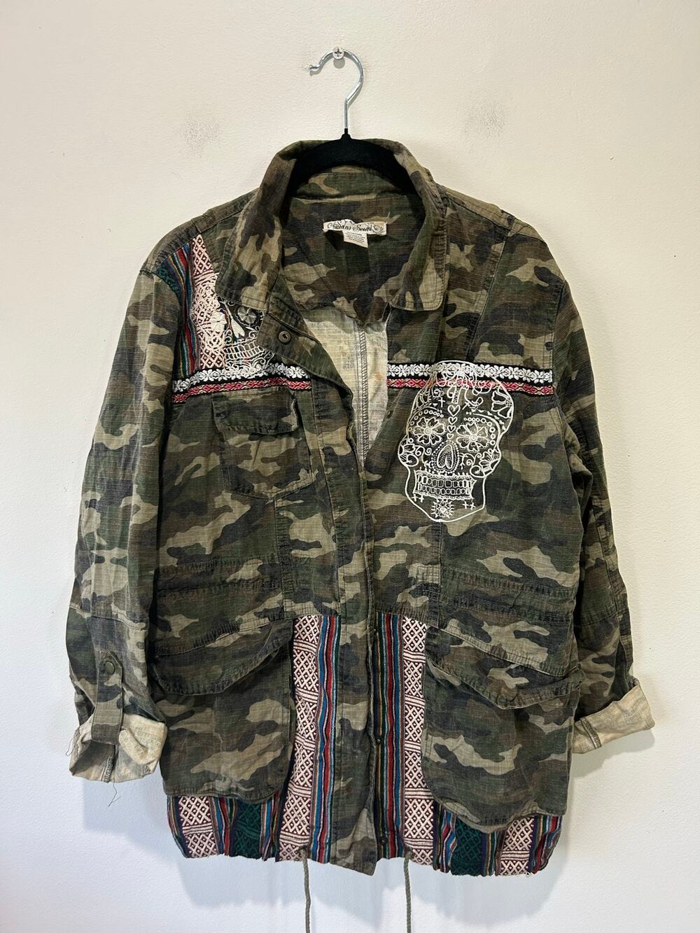 Sans Souci Camo Skull Utiity Jacket womens M boho grunge artsy embroidery tribal